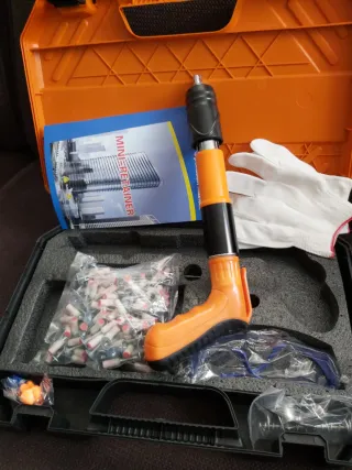 Pistola Clavadora Hormigón + Accesorios