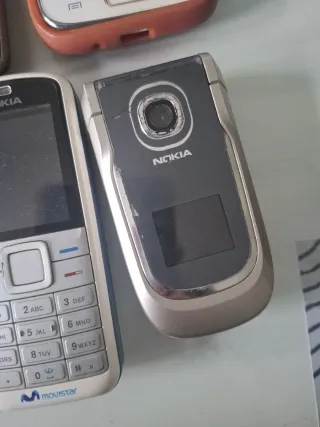 Teléfonos móviles antiguos