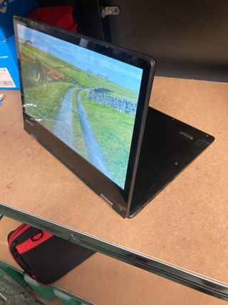 Portátil Medion AKOYA Intel Negro