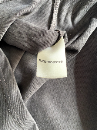 Camiseta Nude Project XL nueva con etiquetas logo