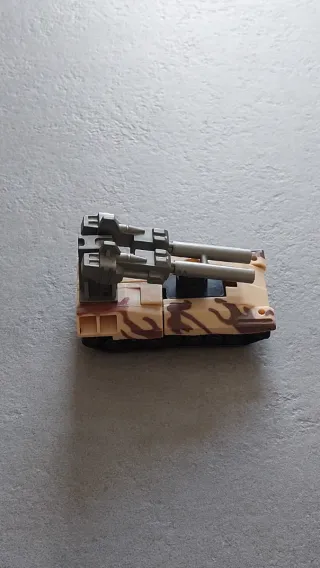 Carro armato Transformers