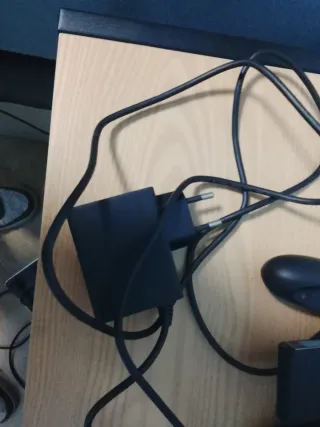 Nintendo Switch Negro y Rojo