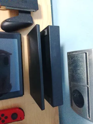 Nintendo Switch Negro y Rojo