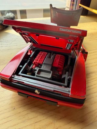 Maqueta detallada 1:18 Ferrari Testarossa