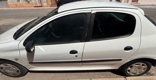 Peugeot 206 2000
