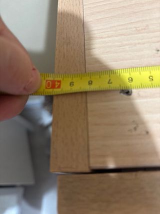Cómoda de madera con cajones