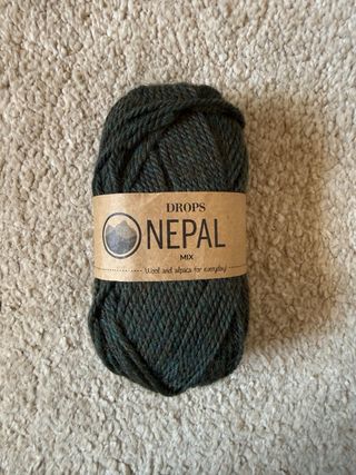 Lana Drops Nepal Uni Colour y Mix