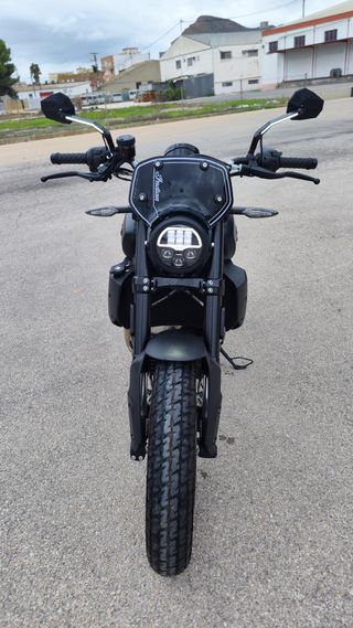 Indian FTR 1200