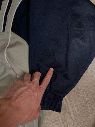 Chaqueta Adidas Beige y Negra vintage 90s