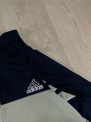 Chaqueta Adidas Beige y Negra vintage 90s