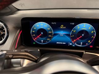 Mercedes-Benz GLB (X247) 2023