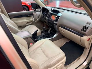 TOYOTA LAND CRUISER 3.0 D4D 173CV VX 7 PLAZAS