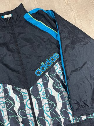 Chaqueta Adidas Negra y Azul vintage 80s