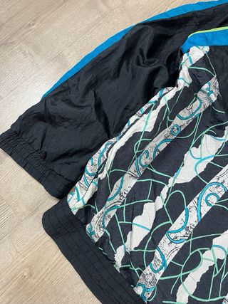 Chaqueta Adidas Negra y Azul vintage 80s