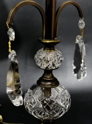 Preziosa coppia di lampade in vetro e ottone