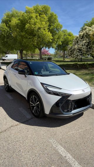 Toyota C-HR 2024
