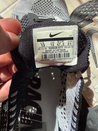 Nike Flyknit Racer Negro/Blanco