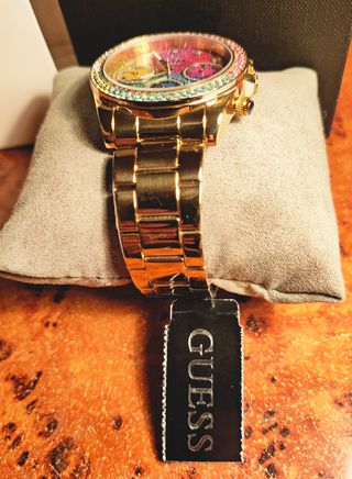 Reloj GUESS nuevo multicolor
