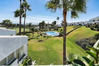 Ático en alquiler en Los Naranjos - Las Brisas en Marbella