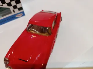 Aston Martin DB4GT Exin Triang Scalextric