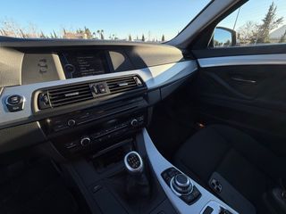BMW Serie 5 520d 2011