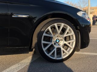 BMW Serie 5 520d 2011