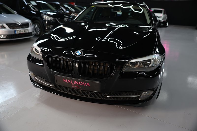 BMW Serie 5 2011, foto 2