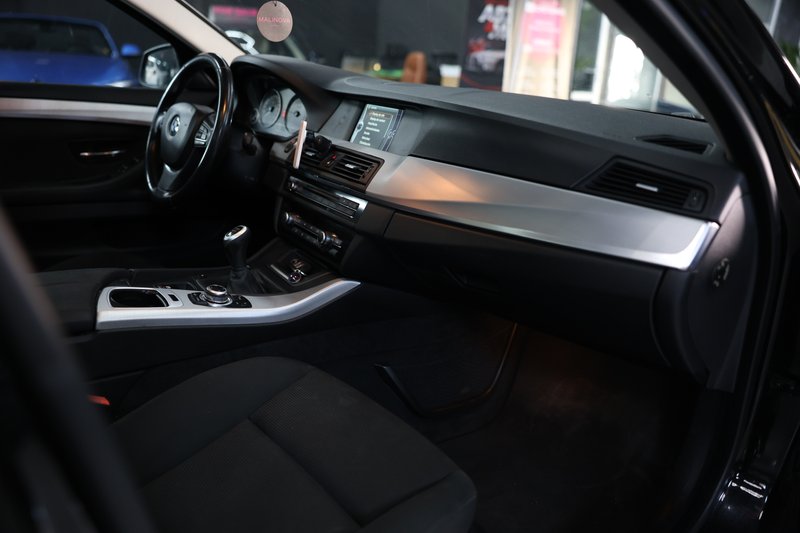 BMW Serie 5 2011, foto 29