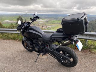 Harley Davidson Pan America 1250 Negra