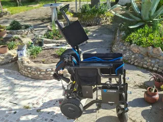 Silla de ruedas electrica,mando para acompañante.