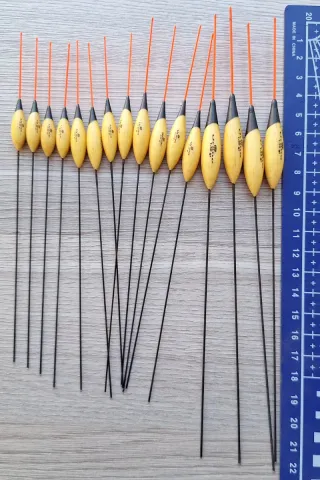 30 flotadores HTF Mod. Pluton, Saturno, Urano