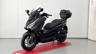 Honda Forza 350