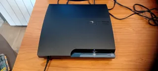 PlayStation 3 Slim Negra