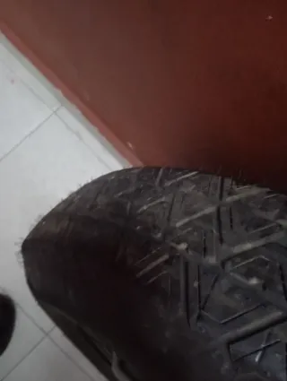 Rueda de repuesto para coche