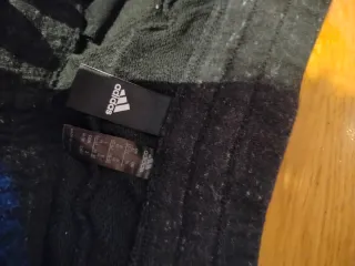 Pantalón deportivo Adidas negro