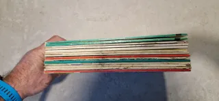 14 tebeos de Mortadelo y Filemón.