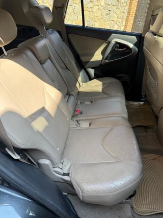 Toyota RAV4 2008