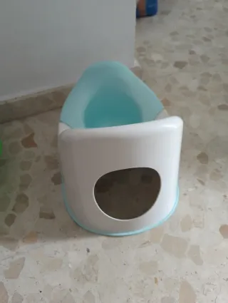 Orinal IKEA blanco y azul