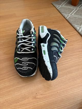 Zapatillas Nike Negras y Verdes