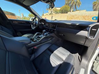 Porsche Cayenne 2019
