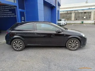 OPEL ASTRA 1.7 CDTI 111 YEARS GTC