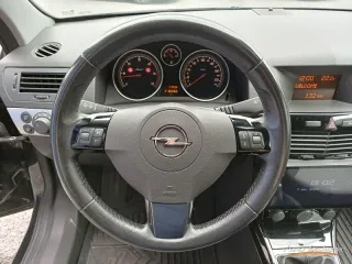 OPEL ASTRA 1.7 CDTI 111 YEARS GTC