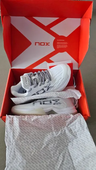 Zapatillas Nox AT10 LUX Blancas