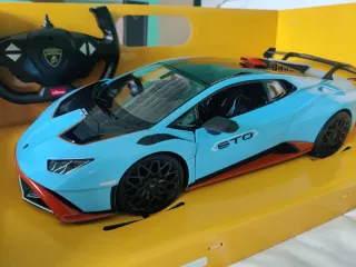 Coche teledirigido Lamborghini Huracán STO