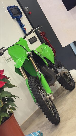 Kawasaki 85cc 2023 - Cambio o 4000€