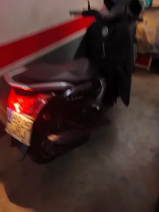 Yamaha NMAX 125cc - 6000km - Extras