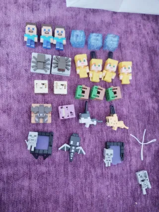 Muñecos Minecraft Kinder Joy