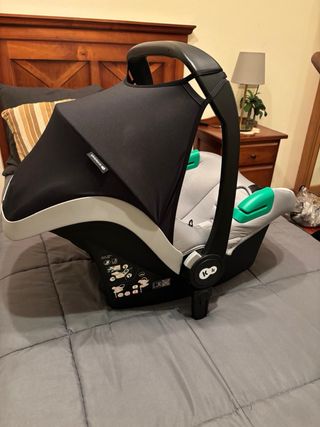 Cochecito Kinderkraft MOOV 2 Gris+ silla de coche