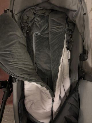 Cochecito Kinderkraft MOOV 2 Gris+ silla de coche