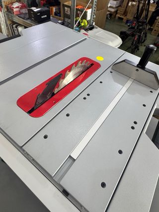 Sierra de mesa Bosch GTS 10 XC - F1